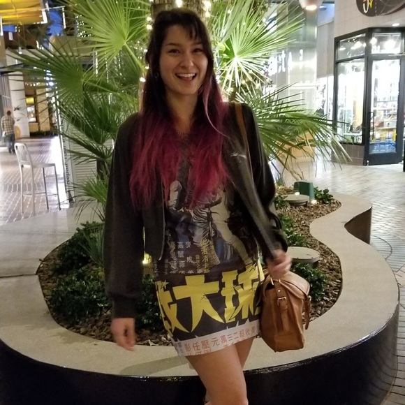 Meet your Posher, Francesca - Picture 5 of 6